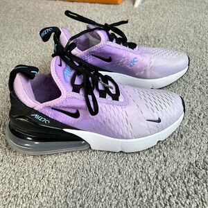 Girls Nike Air 270